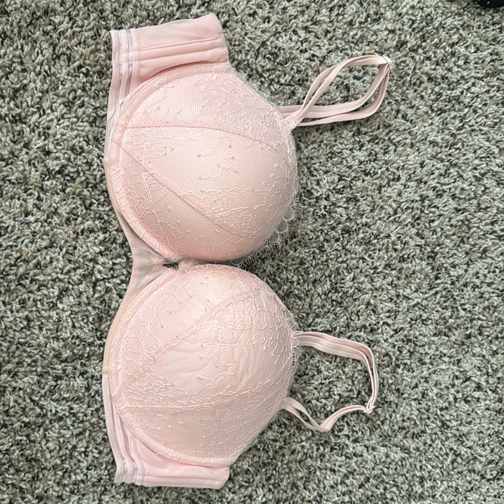 Vs bra